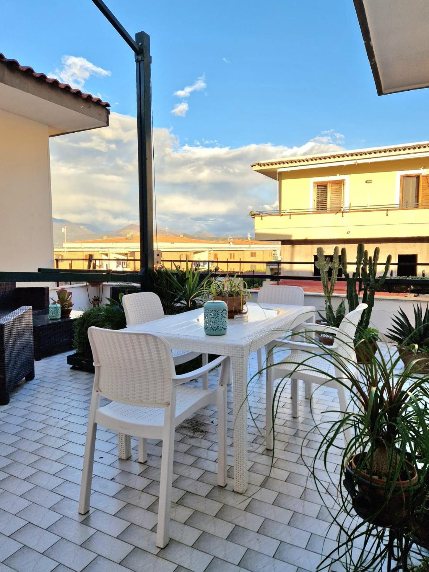 Palazzo Di Donna Panoramic Terraces And Private Parking Strategic To Amalfi Coast, Pompei, Napoli Villa Sant'Egidio del Monte Albino Exterior photo